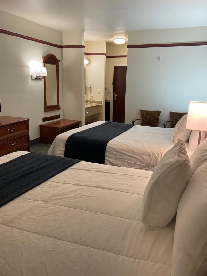 Budget Host Inn&Suites Cameron Buitenkant foto