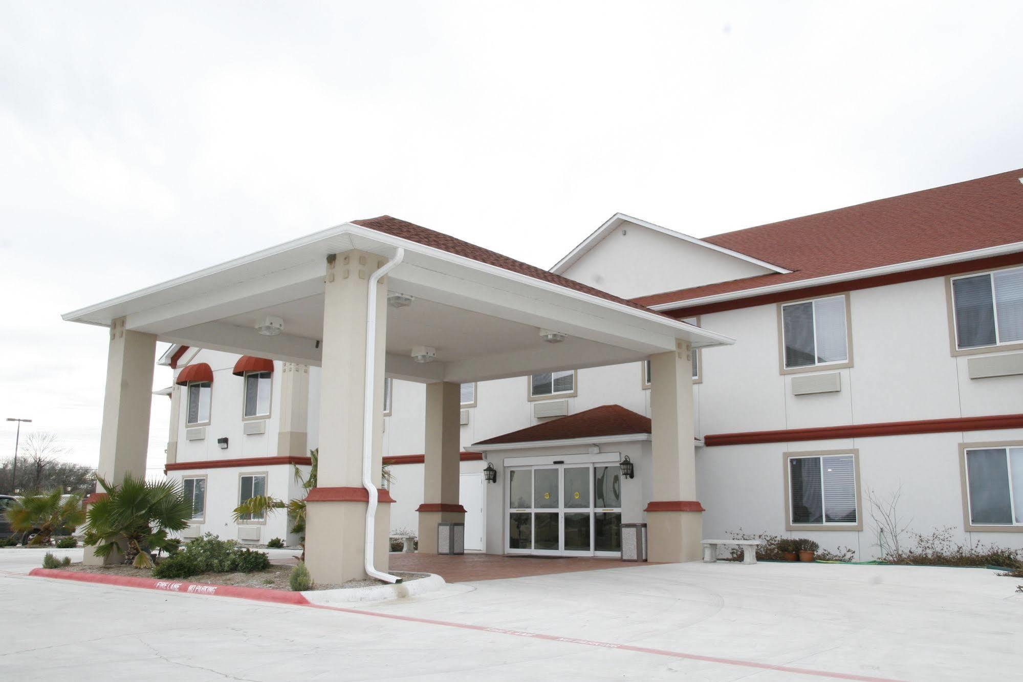 Budget Host Inn&Suites Cameron Buitenkant foto